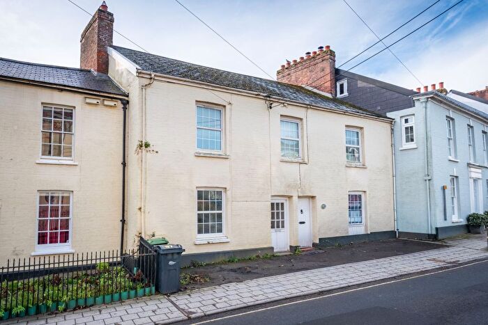 3 Bedroom Terraced House For Sale In East Street, South Molton, EX36