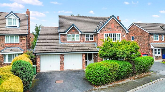 4 Bedroom Detached House For Sale In Heatherleigh, St. Helens, WA9
