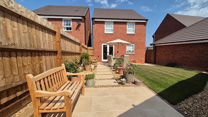 4 Bedroom Detached House For Sale In Quarry View, Bishops Itchington, CV47