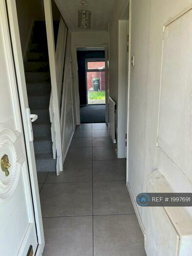 3 Bedroom Terraced House To Rent In Mason Street, West Bromwich, B70