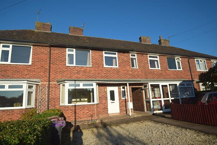 4 Bedroom Terraced House To Rent In Victoria Park, Newport, TF10