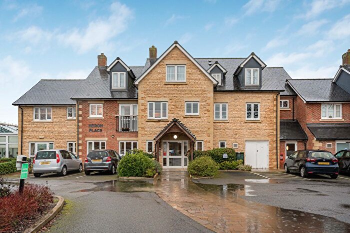 1 Bedroom Flat For Sale In Heron Place, Nurseries Road, Kidlington, OX5