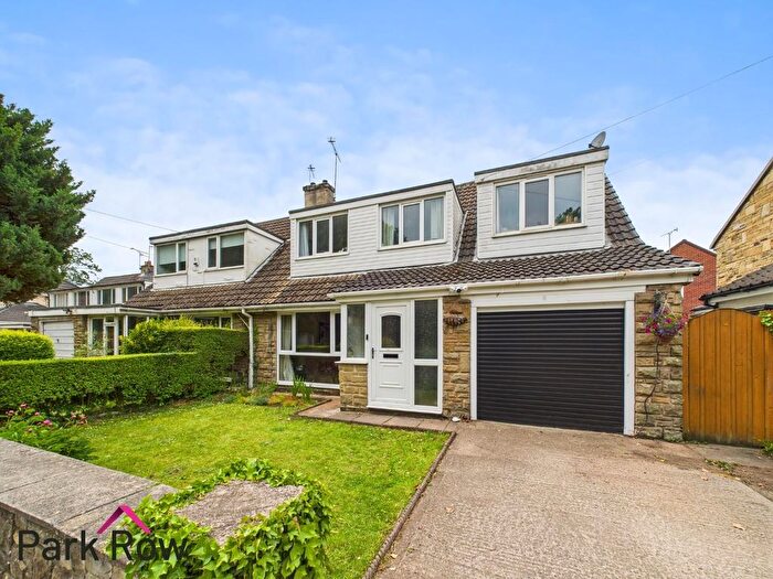 4 Bedroom Semi-Detached House For Sale In Byram Park Avenue, Byram, Knottingley, WF11