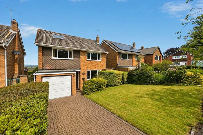 3 Bedroom Detached House For Sale In Bydemill Gardens, Highworth, Swindon, SN6
