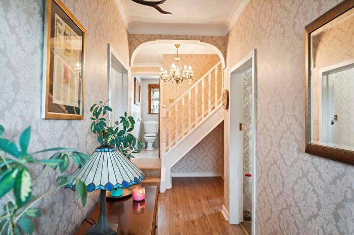5 Bedroom Detached House For Sale In Cairnhill Road, Bearsden, G61