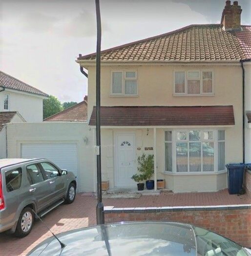 4 Bedroom Semi-Detached House To Rent In Greenford, London, UB6