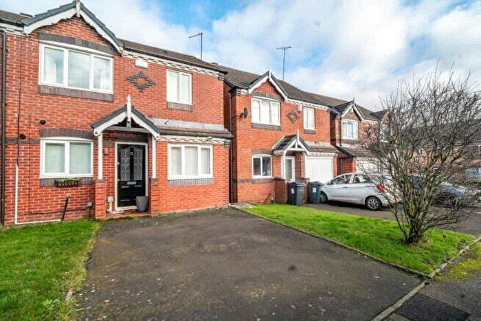 3 Bedroom Semi-Detached House To Rent In Harrier Road, Acocks Green, Birmingham, West Midlands, B27