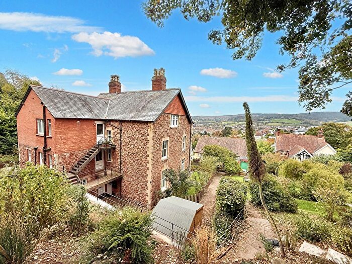 3 Bedroom Flat To Rent In St. Michaels Road, Minehead, TA24