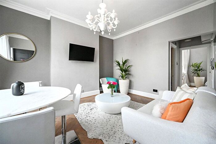 1 Bedroom Flat To Rent In Netherwood Road, London, W14