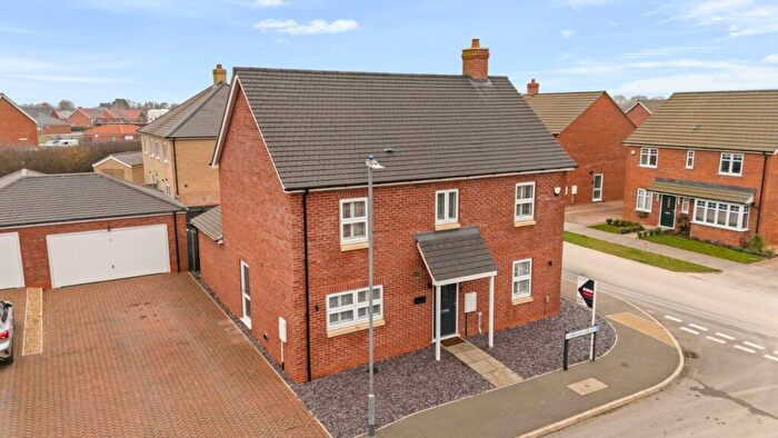 4 Bedroom Detached House For Sale In Camellia Grove, Louth, Lincolnshire, LN11