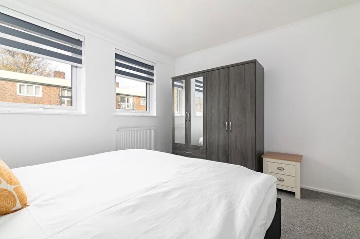 4 Bedroom End Of Terrace House To Rent In Clifton Way, London, SE15