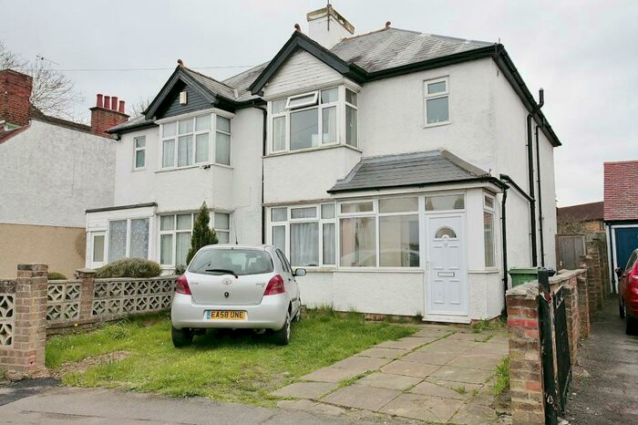 4 Bedroom Semi-Detached House To Rent In Cowley Road, Oxford, Oxford, Oxfordshire, OX4