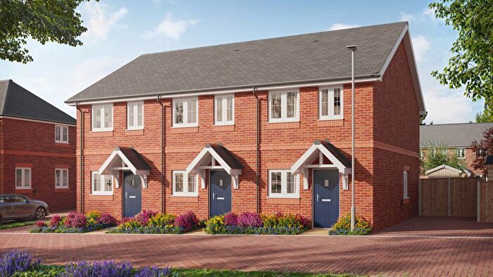 2 Bedroom End Of Terrace House For Sale In Eldridge Way, Hastings, TN37