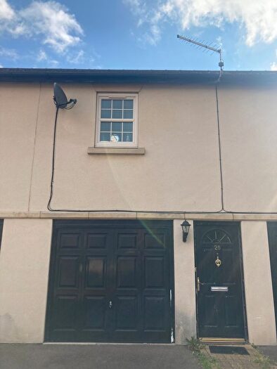 2 Bedroom Town House To Rent In Comely Bank Drive, Mexborough, S64