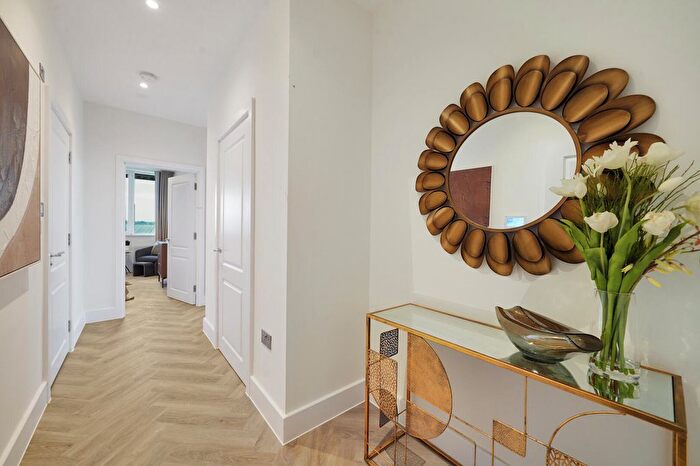 Studio To Rent In Homestead Road, Rickmansworth, WD3