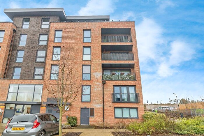 2 Bedroom Flat For Sale In Park Street, Campbell Park, Milton Keynes, Buckinghamshire, MK9