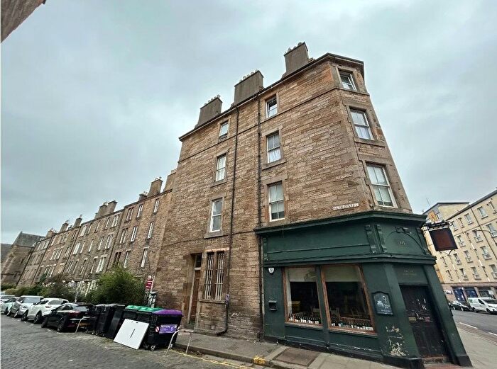2 Bedroom Flat To Rent In Glen Street, Edinburgh, EH3