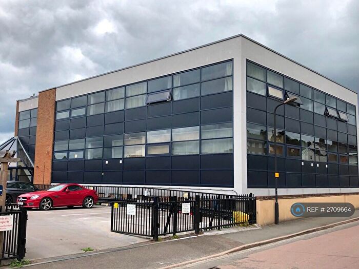 1 Bedroom Flat To Rent In Media House, Chesham, HP5