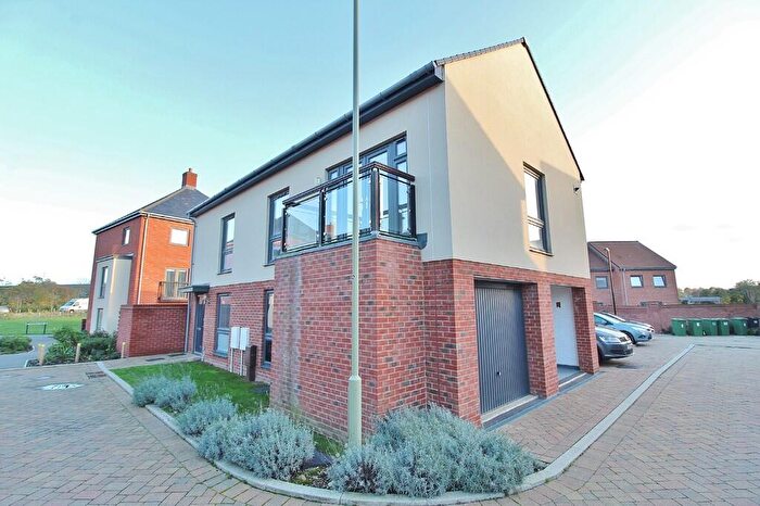 2 Bedroom Detached House To Rent In Lincoln Place, Waterlooville, PO7