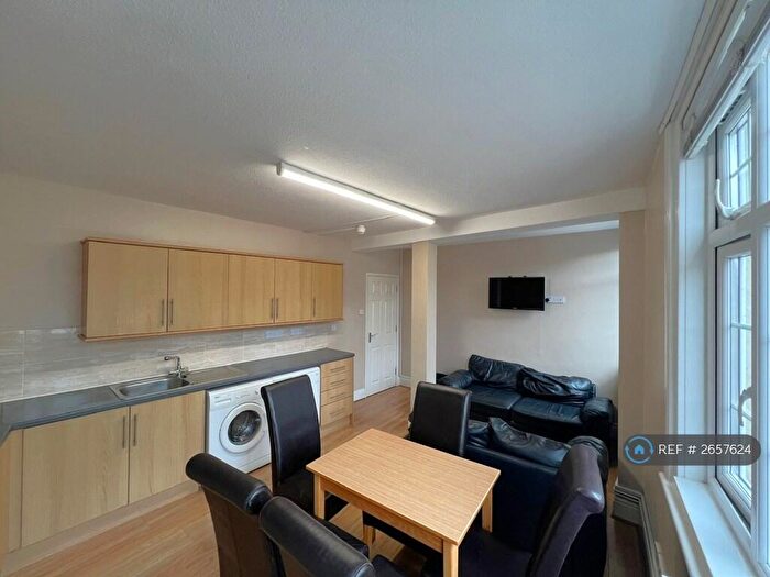 5 Bedroom Flat To Rent In St. Nicholas Street, Bristol, BS1