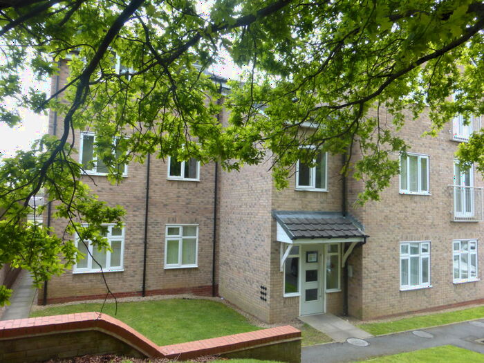 2 Bedroom Flat To Rent In Metchley Rise, Harborne, B17