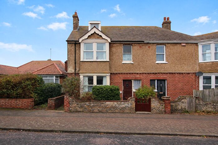5 Bedroom Semi-Detached House For Sale In Waverley Road, Margate, CT9