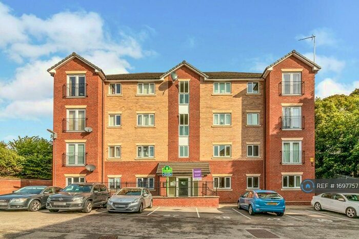 2 Bedroom Flat To Rent In Oakwell Vale, Barnsley, S71