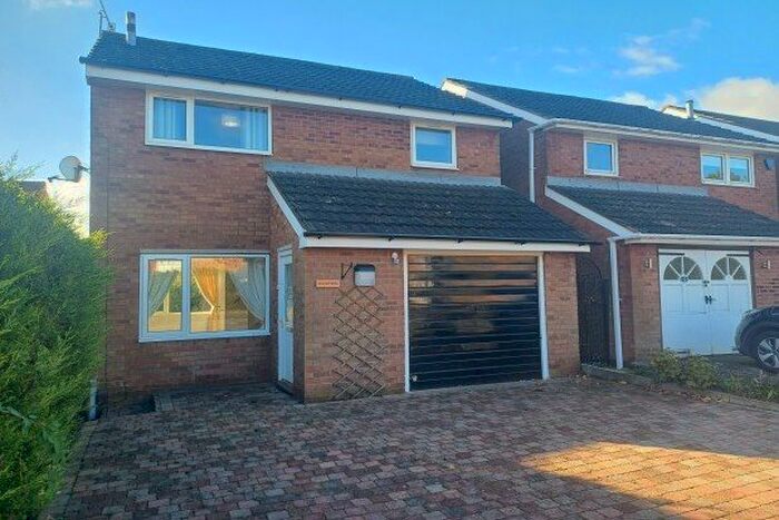 3 Bedroom Property To Rent In Swinscoe Way, Chesterfield, S40