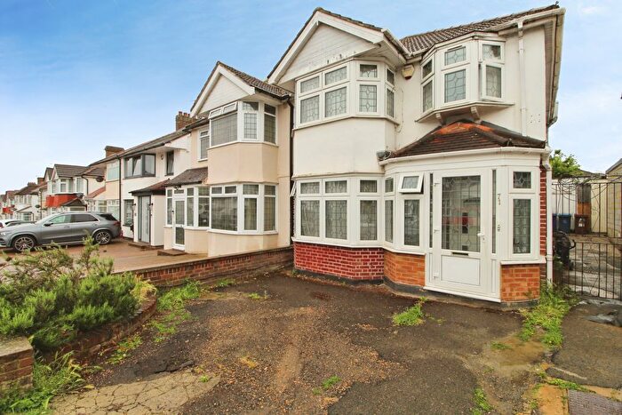 4 Bedroom Semi-Detached House To Rent In Portland Crescent, Stanmore, HA7