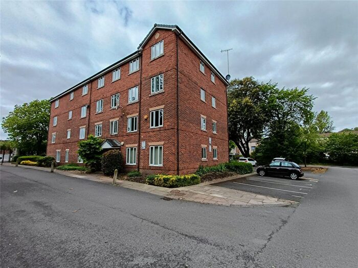 2 Bedroom Flat For Sale In Woodsome Park, Woolton, Liverpool, Merseyside, L25