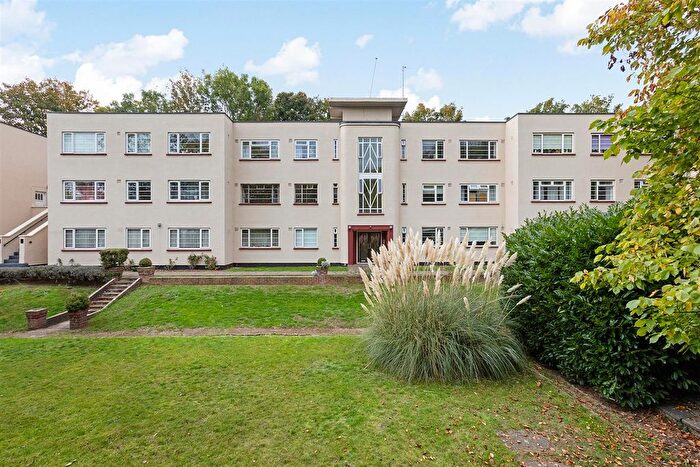 2 Bedroom Flat For Sale In Lansdowne Court, Brighton Road, Purley, CR8