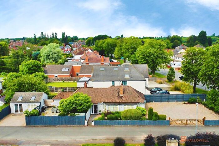 2 Bedroom Detached Bungalow For Sale In Grange Avenue, Leicester Forest East, LE3