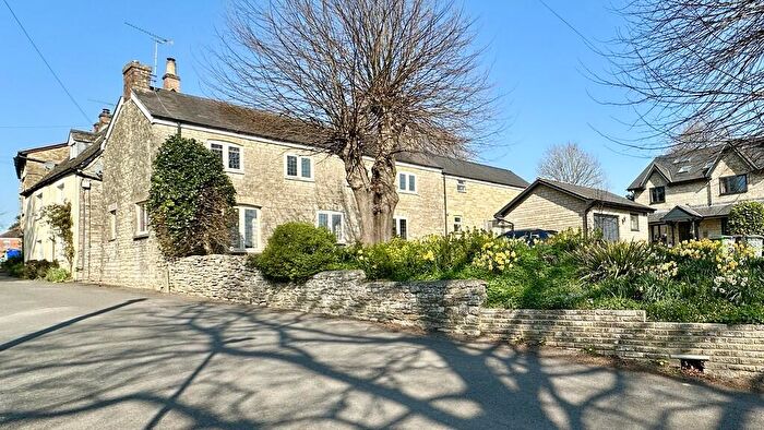 4 Bedroom Cottage For Sale In Pebble Lane, Brackley, NN13