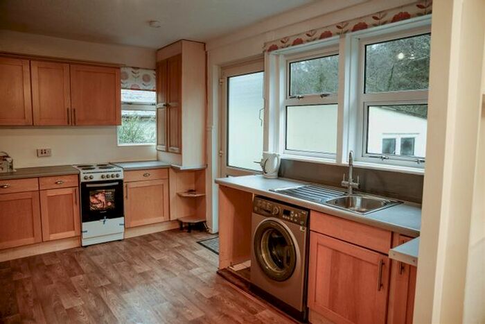 4 Bedroom Property To Rent In Greenwood Road, Penryn TR10