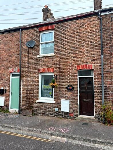 3 Bedroom Terraced House To Rent In Penny Street., Weymouth, DT4