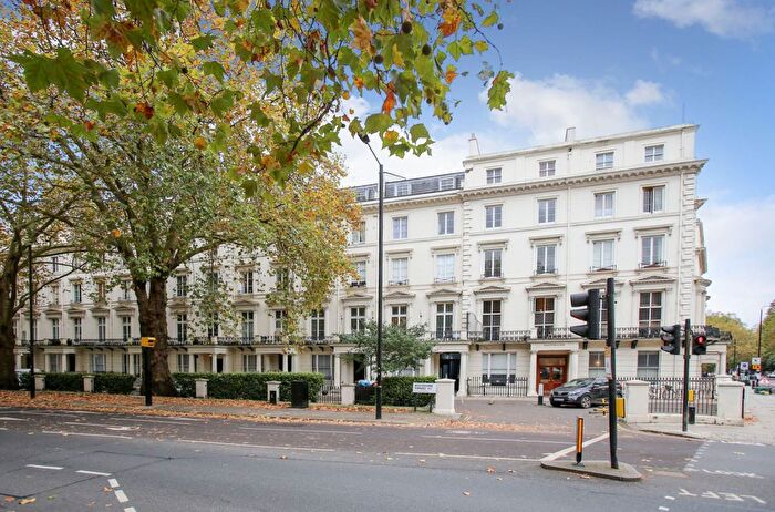3 Bedroom Flat For Sale In Westbourne Terrace, London, W2