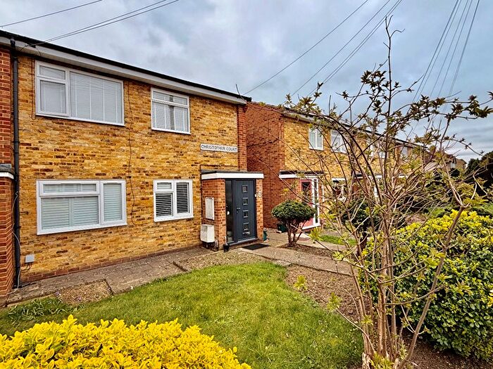 2 Bedroom Maisonette To Rent In Christopher Court, Ashford, TW15