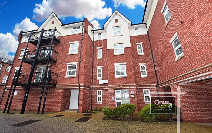 2 Bedroom Apartment To Rent In |Ref: |, Guild House, Briton Street, Southampton, SO14