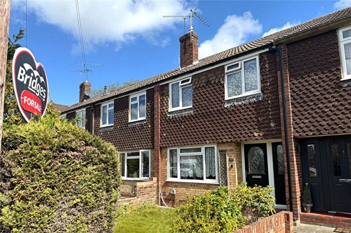 3 Bedroom Terraced House For Sale In Beta Road, Farnborough, Hampshire, GU14