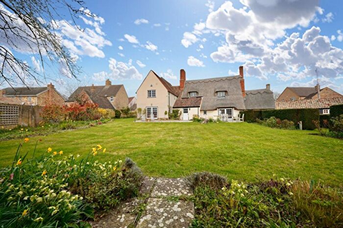 5 Bedroom Detached House For Sale In High Street, Alconbury, Huntingdon, PE28