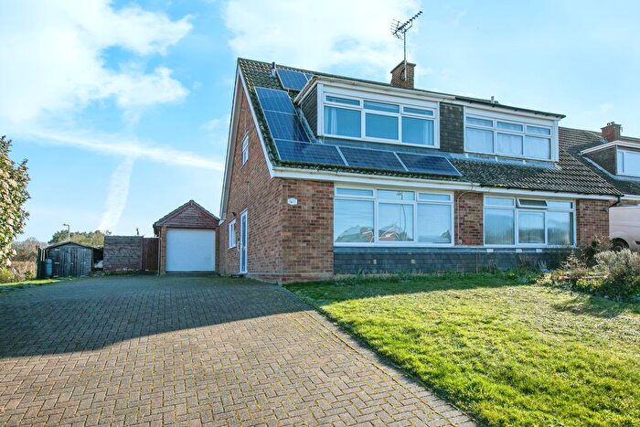 3 Bedroom Bungalow For Sale In Thornhill Road, Claydon, Ipswich, Suffolk, IP6