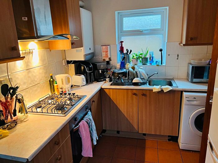 2 Bedroom Detached House To Rent In Arnesby Road, Nottingham, NG7