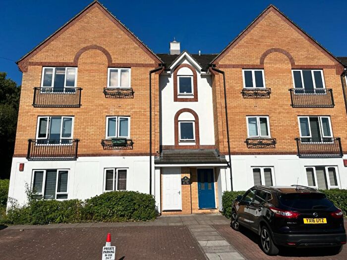 1 Bedroom Flat For Sale In Butlers Close, Bristol, BS5
