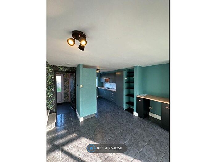 3 Bedroom Terraced House To Rent In Long Riding, Basildon, SS14