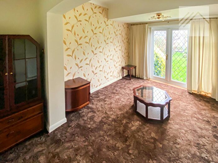 2 Bedroom Detached House To Rent In South Road, South Ockendon, RM15