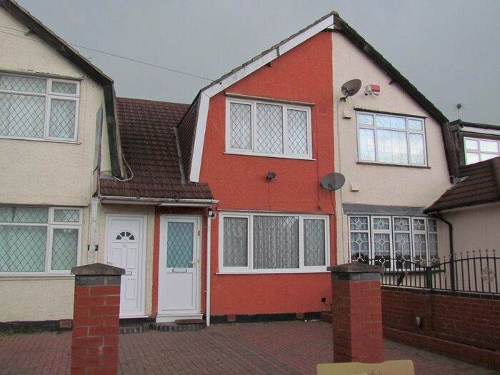 2 Bedroom Terraced House To Rent In Pendell Ave, Harlington, UB3