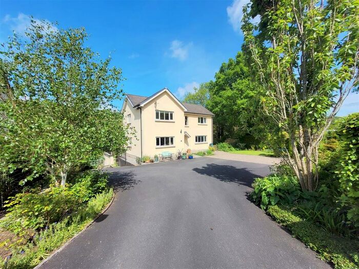 4 Bedroom Detached House For Sale In Ger Y Duad, Cynwyl Elfed, Carmarthen, SA33