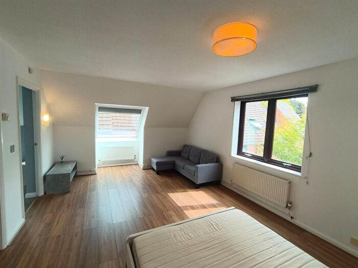 Studio To Rent In Capstan Way, London, SE16