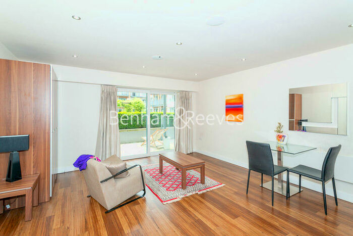 Studio To Rent In Aerodrome Road, Colindale, NW9