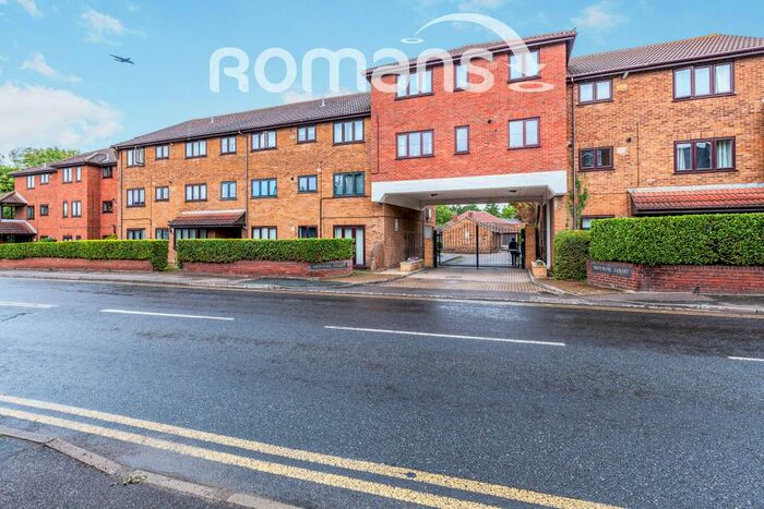 2 Bedroom Apartment To Rent In Imperial Court, SL4